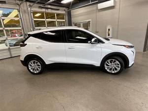 Chevrolet Bolt EUV LT LT 2023, 4 puertas, hatchback, volante a la izquierda y derecha, autos usados en venta - Product Image 5