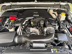 Jeep Gladiator Sport 4x4 V6 2020 Usado, Potente Tracción en las Cuatro Ruedas, Equipamiento Extenso y Modificaciones Importantes - Product Image 6