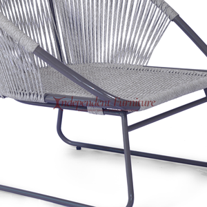 Chaise longue d'extérieur minimaliste et moderne en métal Meubles de jardin imperméables à la mode pour la maison Hôtel Patio Caractéristique durable - Product Image 2