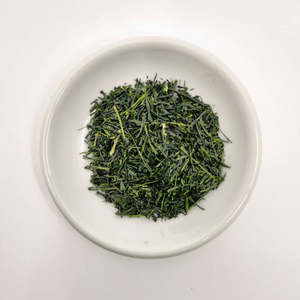 Té Verde Japonés Shizuku (Kagoshima) Kabusecha Sencha en Hojas Sueltas, Tueste Ligero, Fukamushi, 80g, Empaque en Bolsa a Granel, Saludable - Product Image 1