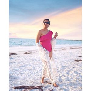 Costume da bagno intero Kona Sol da donna, rosa, taglia S, con volant, monospalla, copertura completa, in Spandex/Nylon - Product Image 5