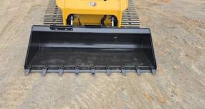 Chargeuse compacte sur chenilles CATERPILLAR 279D3 avec cabine EROPS, chauffage et climatisation, écran avancé avec caméra, hydraulique auxiliaire à haut débit - Product Image 5