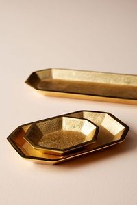 Plateau à chocolat en métal de forme unique avec profil élégant idéal pour l'affichage de la boutique gastronomique ou le divertissement à la maison - Product Image 5