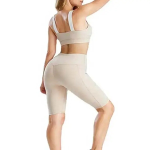 Traje de Yoga para mujer de alta calidad al por mayor, ropa activa, entrenamiento, gimnasio atlético, Sujetador deportivo personalizado de 2 piezas y pantalones cortos, conjunto de Yoga - Product Image 6