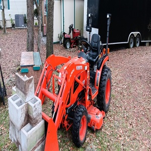 Tracteur Kubota B2320 4x4 23Hp de haute qualité, très bon marché, tracteur agricole avec chargeur, prêt à être expédié - Product Image 4