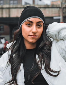 Bonnets d'hiver avec logo personnalisé Chapeaux Skully Style dôme Hommes Femmes Broderie 3D unie Bonnets vierges Broderie unique Design - Product Image 6