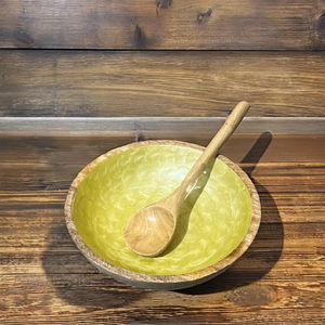 Bol à salade circulaire en bois d'acacia imprimé UV de qualité supérieure, artisanat artisanal |   Vaisselle durable et élégante pour les restaurants et les foyers - Product Image 6