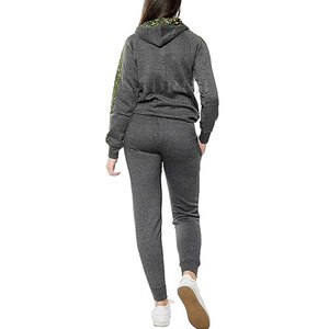 Nouveau stock Survêtement brodé pour femme pour tenue décontractée Ajustement lisse et look élégant Survêtement brodé de qualité supérieure - Product Image 2