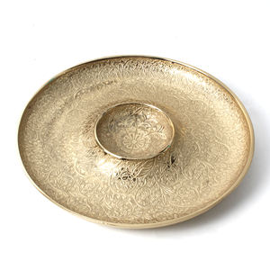 Plateau de service rustique en fonte d'aluminium avec finition naturelle, idéal pour les cuisines et les salles à manger de style campagnard - Product Image 1