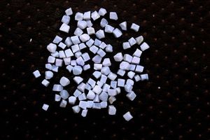 Bleu 2-4MM opale brute non polie 50 pièces pierre brute naturelle pour la fabrication de bijoux pierres précieuses en vrac - Product Image 5