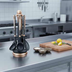 Ensemble d'ustensiles de cuisine en silicone importé 7 pièces, manche en silicone noir doré, sans BPA, résistant à la chaleur, pour la cuisson, compatible lave-vaisselle - Product Image 1