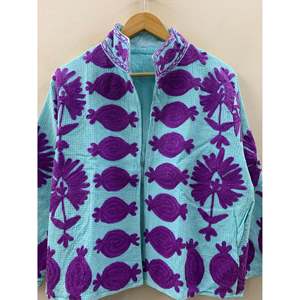 Chaqueta de Algodón Tipo Waffle Bordada a Mano Aqua Suzani Edición Violeta para Primavera - Product Image 4
