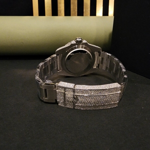 Reloj de Lujo con Movimiento ETA, Acero Inoxidable, Diseño Semi-Iced Out, Unisex, Resistente al Agua 3BAR, Caja de 41mm - Product Image 3
