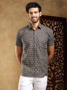 Camisa de Algodón Marrón con Estampado a Mano DAHLEEZ para Hombre |   Camisa Casual Entallada con Cuello Camisero Estampado para Uso Diario y Oficina - Product Image 5
