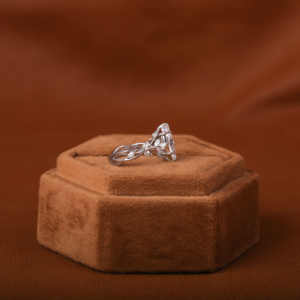 Anillo de compromiso de lujo chapado en oro macizo de 14KT, 2,0 CT, corte Marquesa, Diamante cultivado en laboratorio, elegante anillo de regalo clásico, certificado IGI - Product Image 5