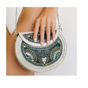 Bolso de mano de calidad de tendencia india de metal mosaico para bolso de noche boda despedida de soltera disponible en el mejor suministro - Product Image 1