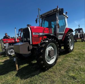 4WD Massey Ferguson Tracteur 90HP Machines agricoles Meilleur prix en stock Livraison rapide à bas prix Prix bon marché à vendre - Product Image 6