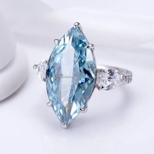 Bague Glamorous Womens Solitaire Amazing Design avec 14 Kt or jaune et Moissanite Blue Marquise Cut Diamond Ring For Occasio - Product Image 2
