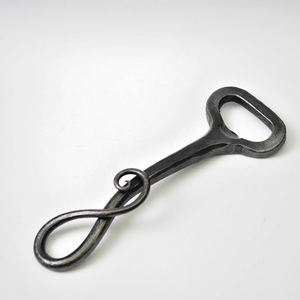 Fer Forgé À La Main Torsion Bouteille Ouvre - Product Image 4