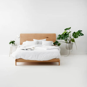 Cadre de lit en teck fait à la main élégant pour la collection de meubles de chambre à coucher contemporains - Product Image 5