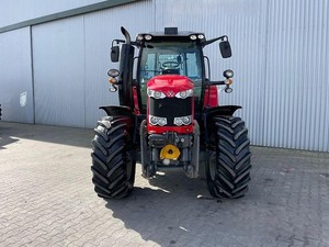 Tracteur à roues Massey Ferguson 6615 Dyna 6 de 140 CV, le plus vendu, avec moteur et boîte de vitesses performants - Product Image 6