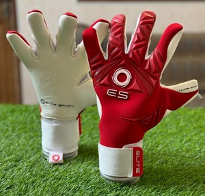 ถุงมือผู้รักษาประตูมืออาชีพใหม่ ถุงมือฟุตบอลสำหรับผู้ใหญ่และเด็ก ถุงมือผู้รักษาประตู ยางลาเท็กซ์หนา เรียบ สำหรับฝึกซ้อมฟุตบอล - Product Image 5