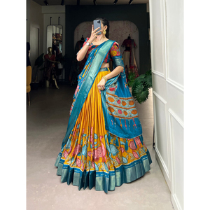 Chaniya Choli บล็อคมือแบบดั้งเดิมคอลเลคชั่น Navratri lehenga ขายส่งสำหรับผู้ซื้อทั่วโลก - Product Image 1