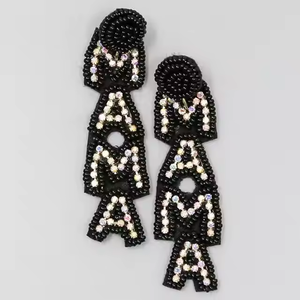 Boucles d'oreilles pendantes bohèmes faites à la main en perles de rocaille motif bouteille de tequila, bijoux de fête pour femmes et filles, accessoires de mode pour festivals - Product Image 4