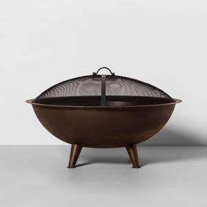 Brasero de jardin en fer moderne et écologique pour la détente du soir, améliorant l'espace extérieur avec une lumière chaude et un design élégant - Product Image 3