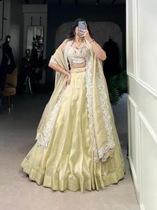 Nouveau 2025 Designer Gold Crush Full Stitched Lehenga Choli Séquence et travail de broderie de fil avec Dupatta India Exporte la qualité - Product Image 6