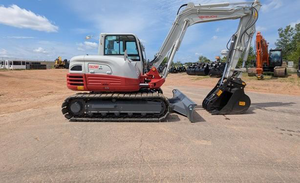 Achetez une mini-excavatrice sur chenilles Takeuchi neuve/d'occasion avec cabine, modèle diesel TB290 TB230 TB135 TB216 TB235RA, godet de 0,33 m³ à vendre - Product Image 2