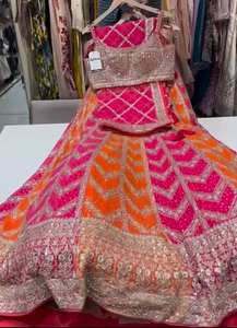 Lehenga Choli brodé traditionnel de luxe prêt à expédier avec Dupatta Lehenga Choli de mariée pour femmes vêtements de mariage - Product Image 6