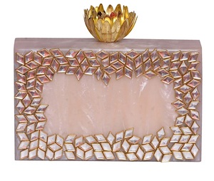 Fashion Custom Women Handbag <b>Clear</b> <b>Epoxy</b> <b>Resin</b> Bags Flower Acrylic Clutches for Wedding Party - Product Image 5