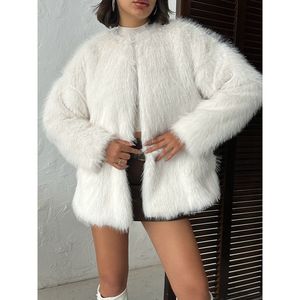 Manteau long en fausse fourrure pelucheuse TOPSHOW pour femme - Couleur pierre claire, chaud pour l'hiver, à manches longues, pour commandes en gros - Product Image 2