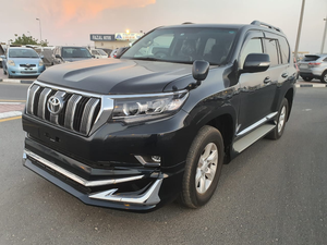 SUV Mediano 4x4 en Excelente Estado, Diseño Todoterreno Resistente, Interior Premium, Usado en Buenas Condiciones - Product Image 5