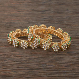 Bracelets artificiels de Kundan Meenakari avec le placage à l'or de l'exportateur de bijoux de mode en Inde - Product Image 1