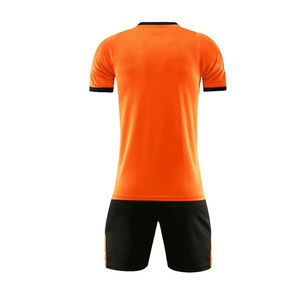 Uniforme de fútbol de Color personalizado de alta calidad, uniforme de fútbol de equipo de poliéster 100% a la venta - Product Image 2