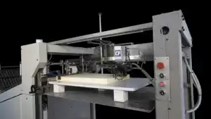 Automatische Hoge Productiviteit Papier Vouwen Machine Met Gantry Pallet Feeder Voor Notebook Oefening Papier Foder