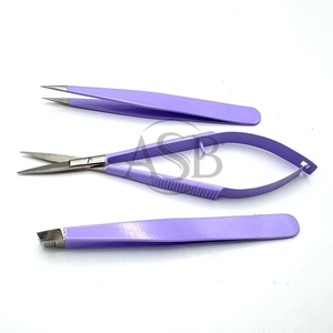 Pinzas para cejas de color púrpura, logotipo personalizado, puntas puntiagudas inclinadas de acero inoxidable, pinzas para cejas con tijera de resorte y caja - Product Image 3