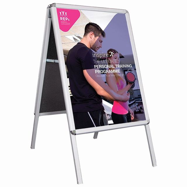 China Supplier Indoor/Outdoor Advertising Poster Flip Chart Easel Whiteboard Stand Easy-to-Assemble Customizable Shape Aluminum