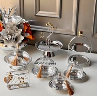 Assiette de service pour desserts de la collection Ramadan, en acier inoxydable, avec dôme en métal, design calligraphie arabe, faite à la main, écologique, pour gâteaux