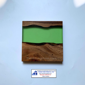 Panel de Arte de Resina Epoxi Azul y Madera Natural Hecho a Mano, Decoración de Pared de Forma Irregular, Hecho en Vietnam - Product Image 6