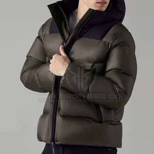 Veste matelassée pour homme avec fermeture éclair sur le devant, rembourrage léger et respirant, col montant, service OEM pour l'hiver - Product Image 6