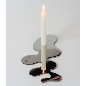 Support à bougie en métal, porte-bougie pour l'éclairage et la décoration de la maison, ensemble élégant avec finition antique, porte-bougie décoratif - Product Image 2