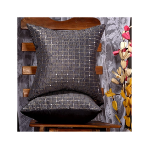 Cojín Rústico de 18x18 Pulgadas, 100% Algodón, Bordado con Diseño Paisley, Teñido con Tintes Herbales para Exportación a Granel, Envío Rápido y Marca Minorista - Product Image 4