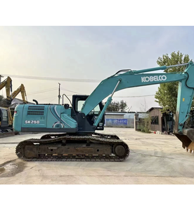 Excavatrice sur chenilles d'occasion Kobelco SK250D 25 tonnes, bon état, avec pelle et brise-roche, vente à prix avantageux - Product Image 3