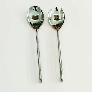 Servidor de ensalada forjado a mano de acero inoxidable nuevo al por mayor con asas redondas finas elegantes cubiertos juego de servidor de ensalada hecho a mano - Product Image 1