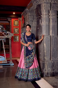 Nouvelle belle collection Tussar Silk Lehenga Choli pour femme longueur plancher avec imprimé et feuille de travail - Product Image 4