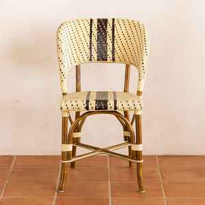 Mobilier d'extérieur en rotin moderne, minimaliste et écologique, durable pour les appartements, les salles à manger, les villas, le parc pour les chambres à coucher. - Product Image 1