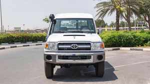 Toyota Land Cruiser LC76 Serie 4.5L Hardtop Manual, Usado en Excelentes Condiciones - Product Image 3